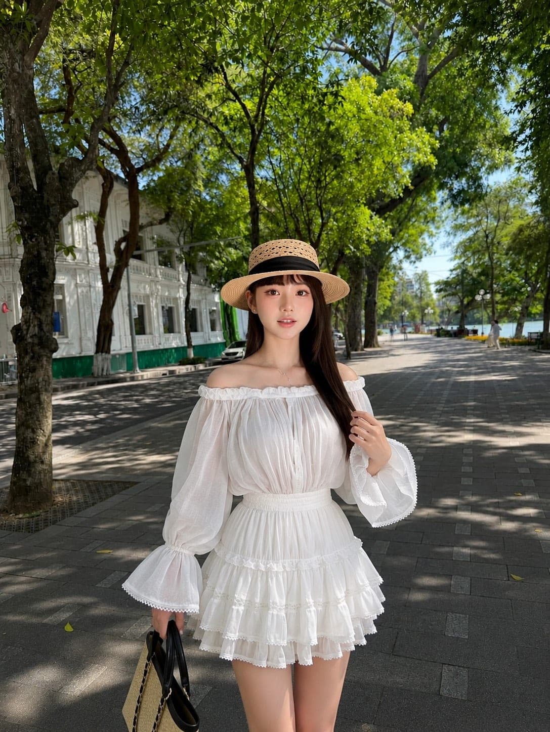 ชุดเดรส ปาดไหล่ สีขาว