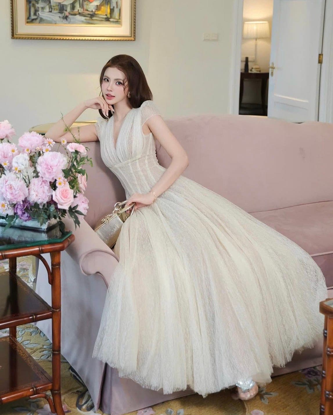 ชุดเดรส ลูกไม้ สีครีม