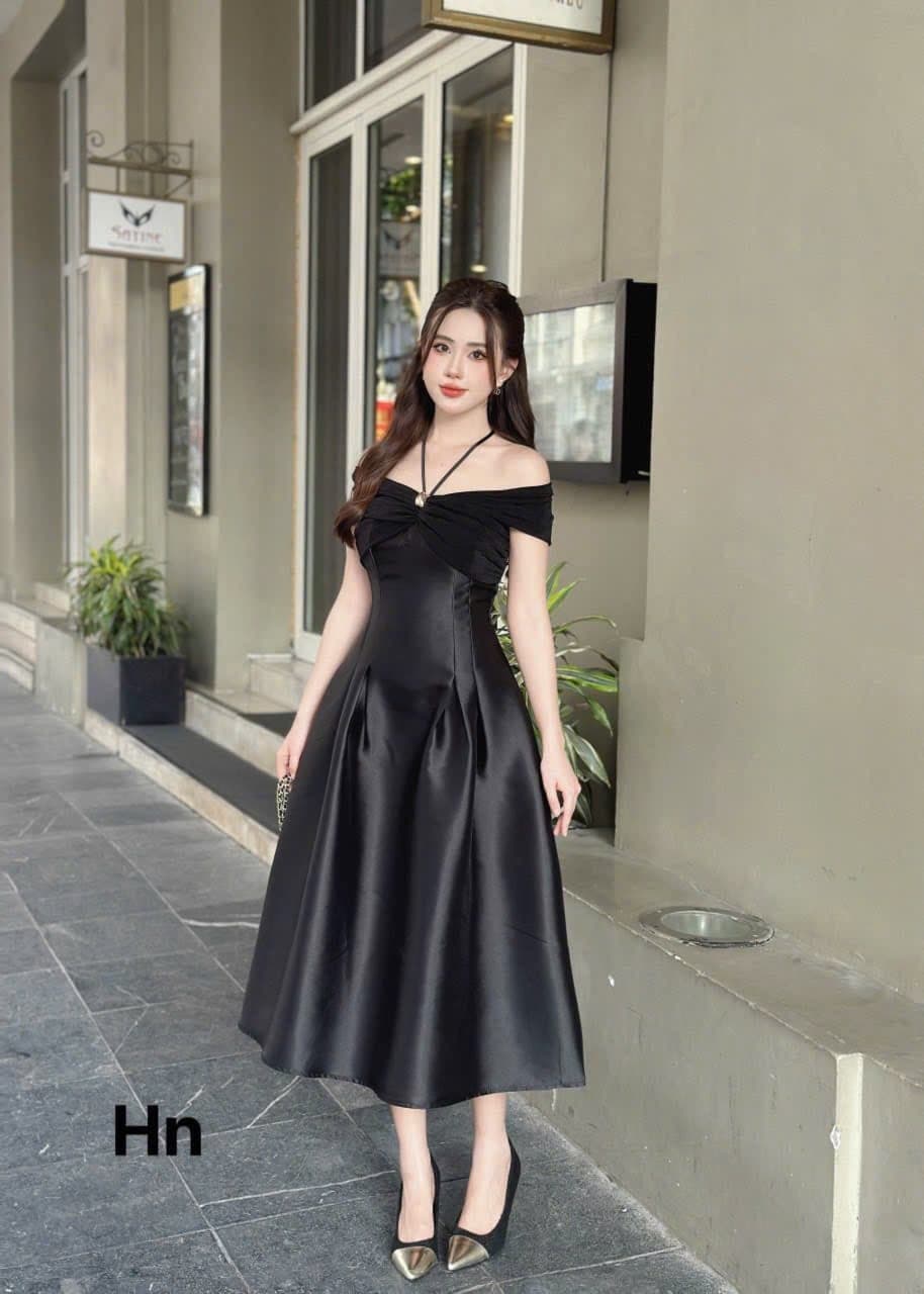 ชุดเดรส ราตรียาว ปาดไหล่ สีดำ เวียดนามแท้