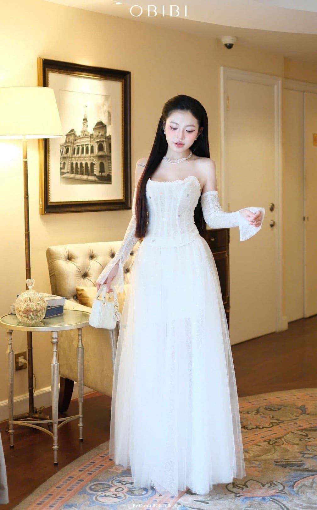 ชุดเดรส ราตรียาว + ถุงมือ สีขาว