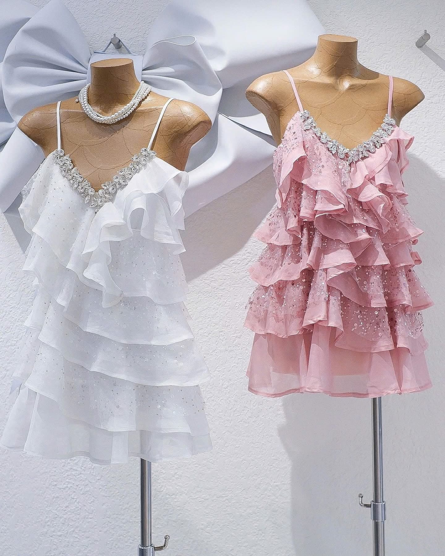 ชุดเดรส สายเดี่ยว แต่งเพชร สีขาว Brand Wabisabi 2157 Size S,M BKK รูปที่ 4