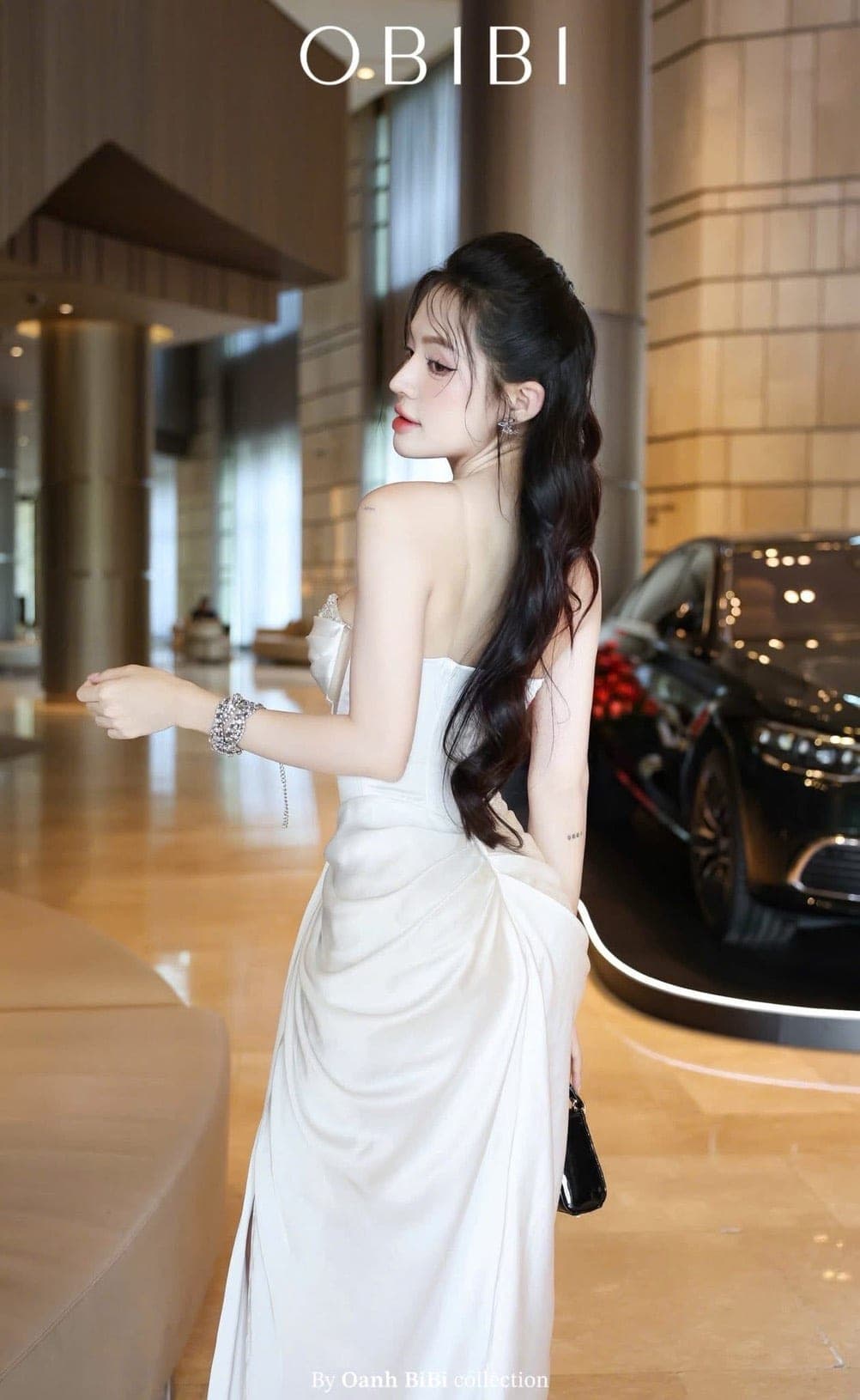ชุดเดรส ราตรียาว เกาะอก เพรช สีขาว สีทอง สีฟ้า สีแดงไวน์ BRAND OBIBI 3084 Size S-M BKK รูปที่ 3