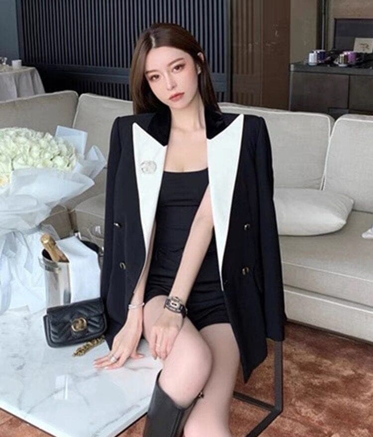 เบลเซอร์ ปกขาว สีดำ แบรนด์แท้ นำเข้า 6001 Size S,M,L BKK
