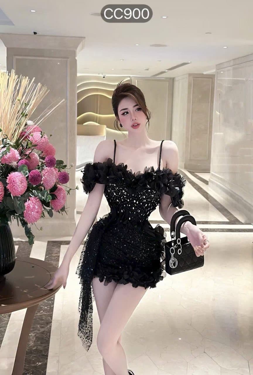 ชุดเดรส สายเดี่ยว ปาดไหล่ แต่งมุก+ดอก สีดำ 2071 Size M รูปที่ 1