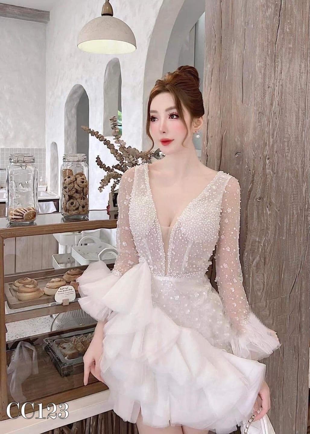 ชุดเดรส แต่งมุก แขนยาว สีขาว 2078 Size XXL BKK รูปที่ 1