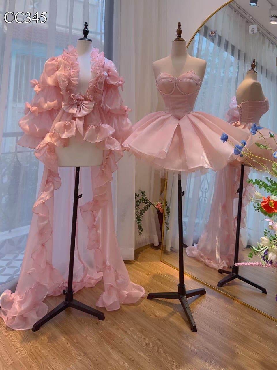 ชุดเดรส เกาะอก+ผ้าคลุม หางยาว สีชมพู 2077 Size M BKK รูปที่ 3