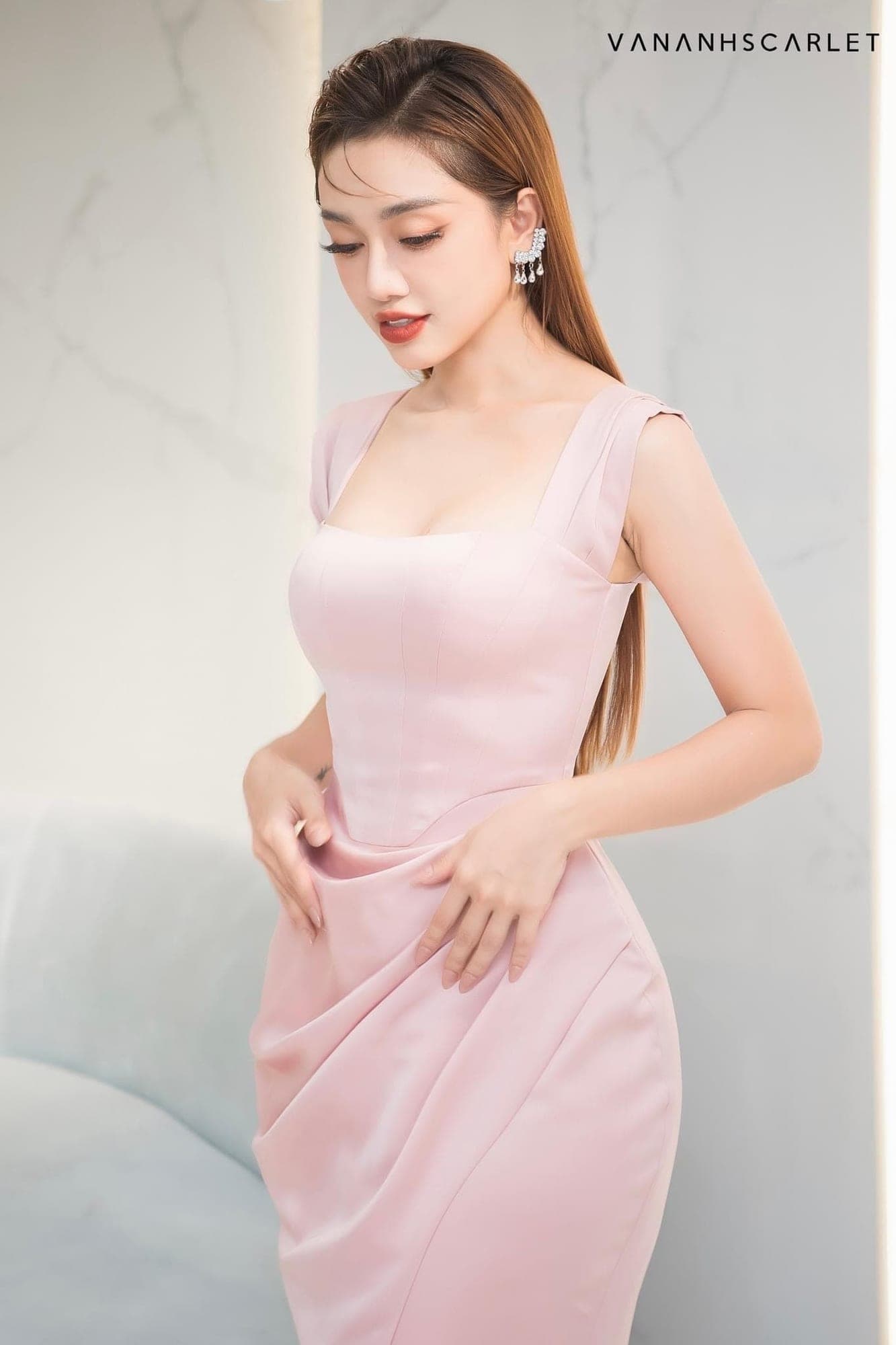 ชุดเดรส ราตรี สีชมพู VANANHSCARLET 3050 Size S-M BKK รูปที่ 4