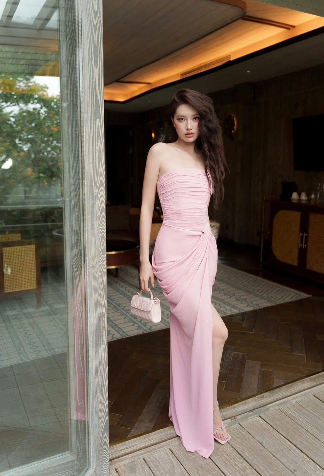 ชุดเดรส ราตรียาว เกาะอก สีชมพู BRAND OBIBI 2274 BKK SIZE S รูปที่ 1
