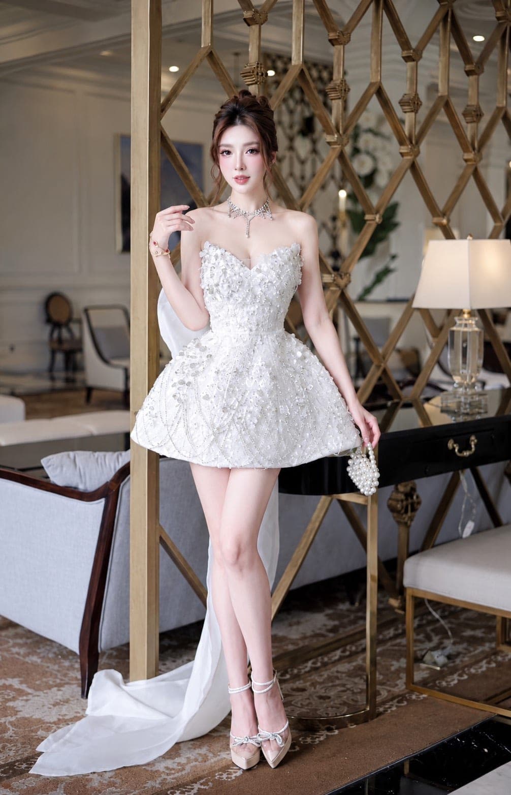 ชุดเดรส เกาะอก แต่งมุก+แต่งโบว์ สีขาว Brand HISO 2352 BKK Size M รูปที่ 2