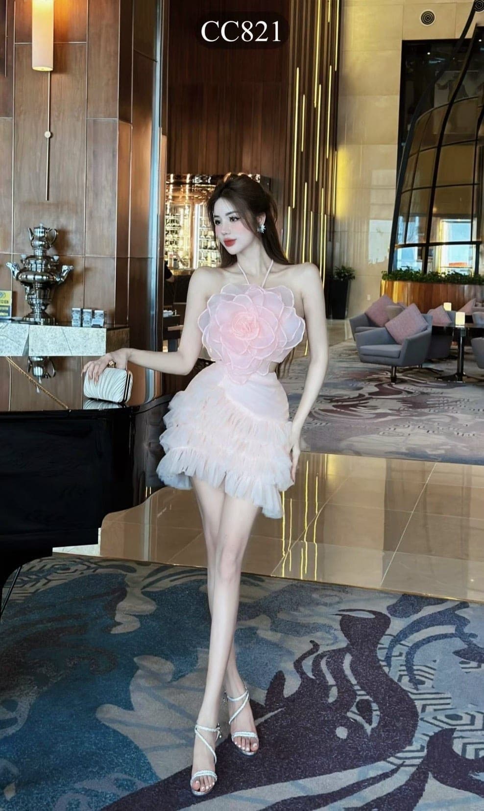 ชุดเซ็ท 2 ชิ้น เสื้อ+กระโปรง แต่งดอก สีชมพู 4011 Size S BKK รูปที่ 4