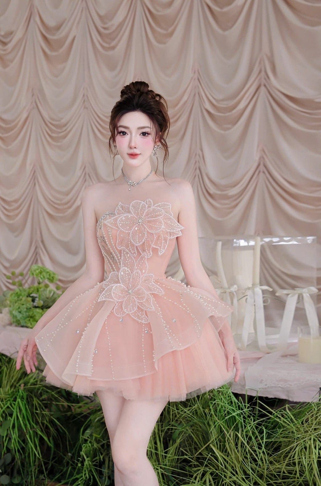 ชุดเดรส เกาะอก แต่งดอก+กลิตเตอร์ สีชมพู 2038 Size M BKK รูปที่ 2