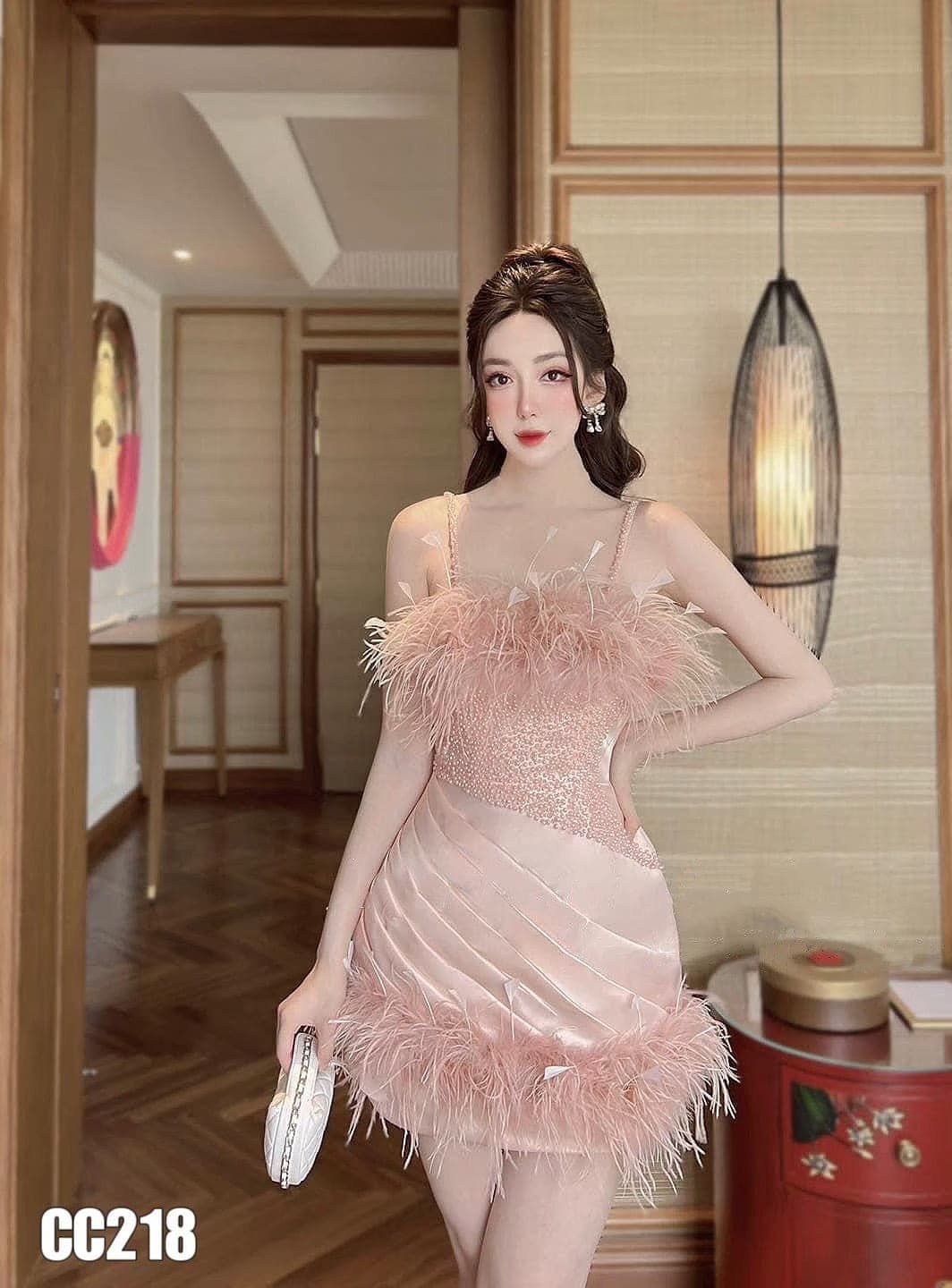 ชุดเดรส สายเดี่ยว แต่งขน สีชมพู 2127 Size M BKK รูปที่ 3