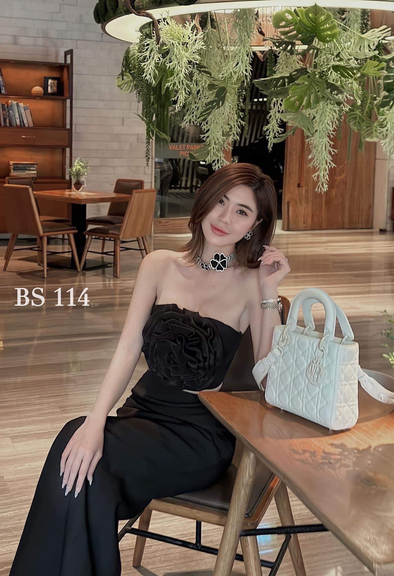 ชุดเซ็ท เกาะอกดอก สีขาว สีดำ Brand เวียดนามแท้ 4015 Size S BKK รูปที่ 3
