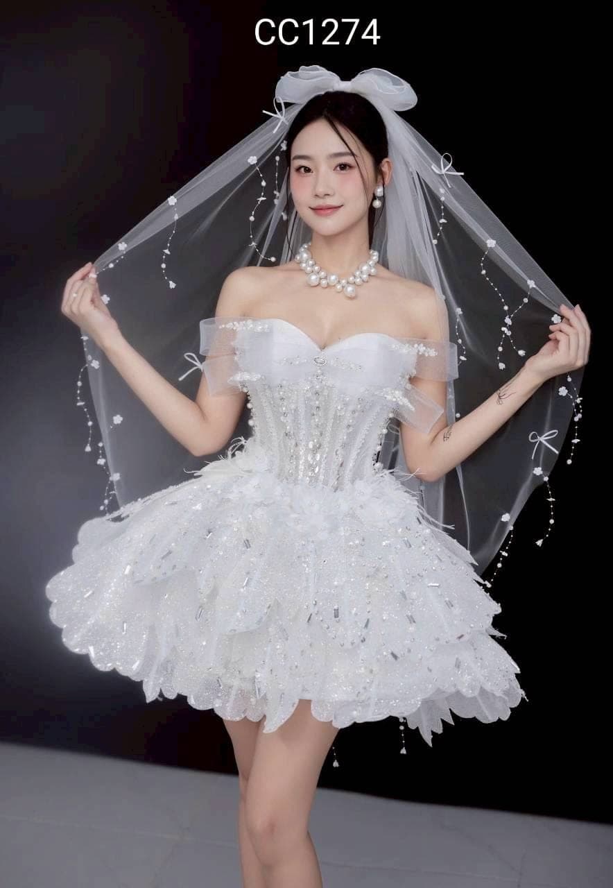 ชุดเดรส ปาดไหล่ แต่งมุก+กลิตเตอร์ สีขาว 2106 Size S BKK รูปที่ 1