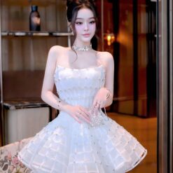 ชุดเดรส เกาะอก แต่งเพชร+กลิตเตอร์ สีขาว 2048 Size M