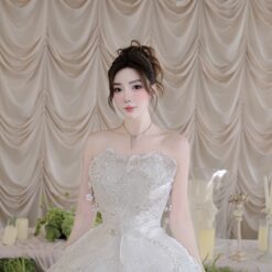 ชุดเดรส เกาะอก แต่งมุก+กลิตเตอร์ สีขาว 2039 Size S-M