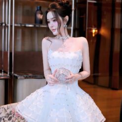 ชุดเดรส เกาะอก แต่งเพชร+กลิตเตอร์ สีขาว 2048 Size M