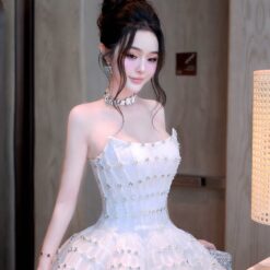 ชุดเดรส เกาะอก แต่งเพชร+กลิตเตอร์ สีขาว 2048 Size M