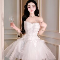 ชุดเดรส เกาะอก แต่งกลิตเตอร์ สีขาว 2025 Size M