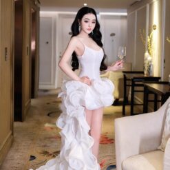 ชุดเดรส สายเดี่ยว แต่งดอก+หางยาว สีขาว 2023 Size S