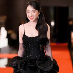 ชุดเดรส สายเดี่ยว แต่งดอก+หางยาว สีดำ 2022 Size S