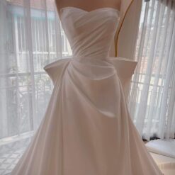 ชุดแต่งงาน ราตรียาว เกาะอก โบว์หลัง สีขาว 3016 Size S