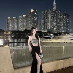 ชุดเซ็ท 2 ชิ้น เสื้อ+กระโปรง แต่งเพชร สีเงิน-ดำ 4010 Size S