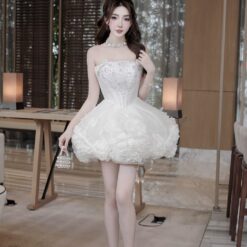 ชุดเดรส เกาะอก แต่งดอก+กลิตเตอร์ สีขาว 2020 Size S