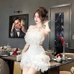 ชุดเซ็ท 2 ชิ้น เสื้อ+กระโปรง แต่งดอก สีขาว 4001 Size S