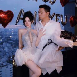 ชุดเดรส คล้องคอ แต่งเพชร+กลิตเตอร์ สีเงิน 2061 Size L