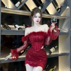 ชุดเซ็ท 2 ชิ้น ปาดไหล่ เสื้อ+กระโปรง แต่งกลิตเตอร์ สีแดง 4004 Size M