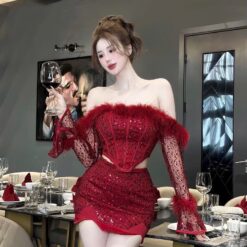 ชุดเซ็ท 2 ชิ้น ปาดไหล่ เสื้อ+กระโปรง แต่งกลิตเตอร์ สีแดง 4004 Size M