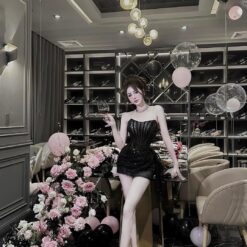 ชุดเดรส เกาะอก แต่งกลิตเตอร์ สีดำ 2069 Size M