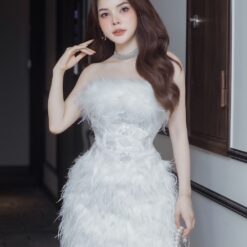 ชุดเดรส เกาะอก แต่งเพชร+ขน สีขาว 2075 Size M