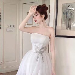 ชุดแต่งงาน ราตรียาว เกาะอก แต่งโบว์เพชร สีขาว 3009 Size M