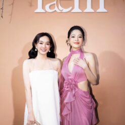 ชุดราตรียาว คล้องคอ แต่งดอก สีชมพู 3010 Size L