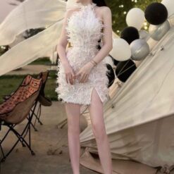 ชุดเดรส คล้องคอ แต่งขน+โบว์ สีขาว 2082 Size S