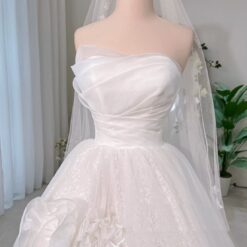 ชุดแต่งงาน ราตรียาว เกาะอก แต่งดอก สีขาว 3011 Size M