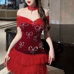 ชุดเดรส ปาดไหล่ แต่งโบว์เพชร สีแดง 2092 Size M