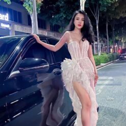 ชุดเดรส ราตรียาว แต่งมุก+เพชร สีขาว 3032 Size M