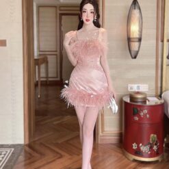 ชุดเดรส สายเดี่ยว แต่งขน สีชมพู 2127 Size M