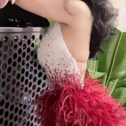 ชุดเดรส คล้องคอ แต่งขน+มุก สีขาว-แดง 2128 Size S