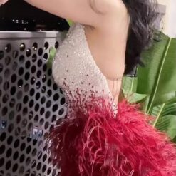 ชุดเดรส คล้องคอ แต่งขน+มุก สีขาว-แดง 2128 Size S