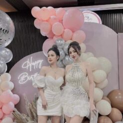 ชุดเดรส คล้องคอ แต่งเพชร สีขาว 2131 Size S