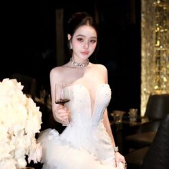 ชุดเดรส ราตรียาว แต่งมุก+เพชร สีขาว 3032 Size M