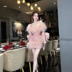 ชุดเดรส ปาดไหล่ ขนนก แต่งกลิตเตอร์ สีชมพู 2098 Size S