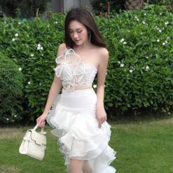 ชุดเซ็ท 2 ชิ้น เสื้อ+กระโปรง แต่งดอก สีขาว 4002 Size S