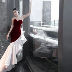 ชุดเดรส เกาะอก  กลิตเตอร์ หางปลา สีแดง แบรนด์แท้ นำเข้า 3034 Size S-M