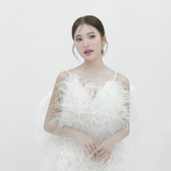 ชุดเดรส สายเดี่ยว ขนนก แต่งโบว์ สีขาว 2122 Size M