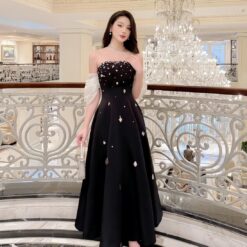 ชุดราตรียาว ปาดไหล่ แต่งเพชร สีดำ 3017 Size S-M